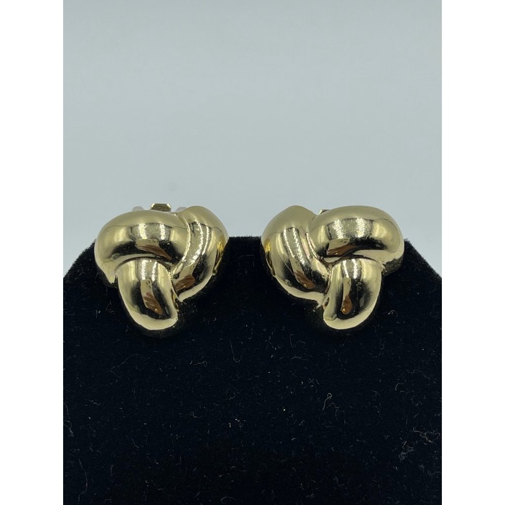 Signed CHRISTIAN DIOR Large Vintage Gold Tone Clip